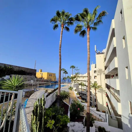 Arenas Negras Malaga 公寓 *